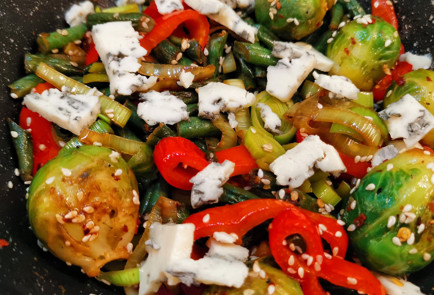 Фото шага рецепта Овощное рагу с сыром дорблю и пармезаном 151762 шаг 12  