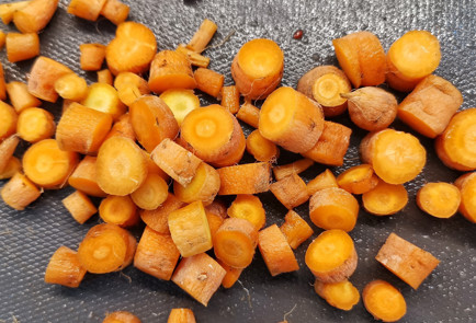 Фото шага рецепта Овощное рагу с сыром сулугуни в духовке 151602 шаг 5  