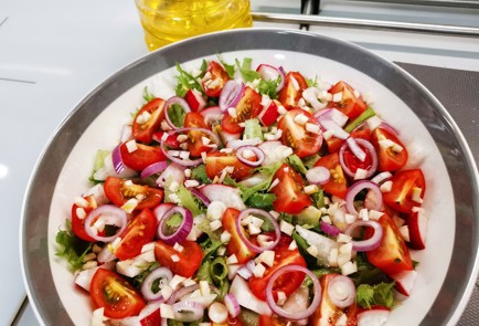 Фото шага рецепта Овощной салат с беконом и пармезаном 140714 шаг 13  