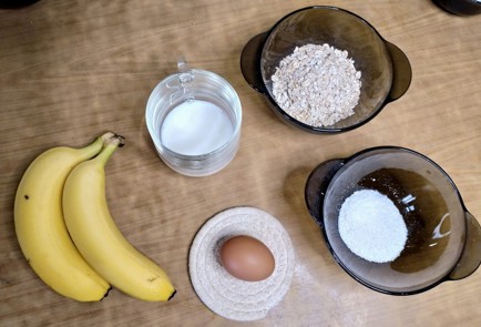 Фото шага рецепта Овсянка запеченная с бананом 187816 шаг 1  