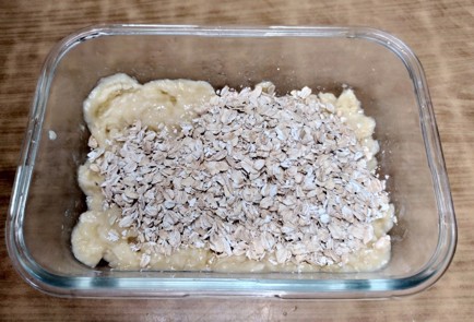 Фото шага рецепта Овсянка запеченная с бананом 187816 шаг 4  