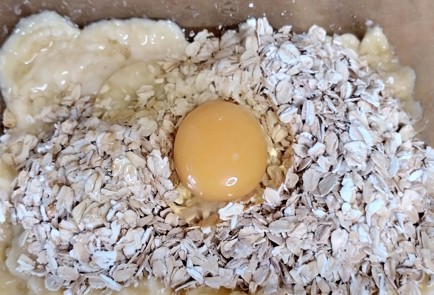 Фото шага рецепта Овсянка запеченная с бананом 187816 шаг 5  