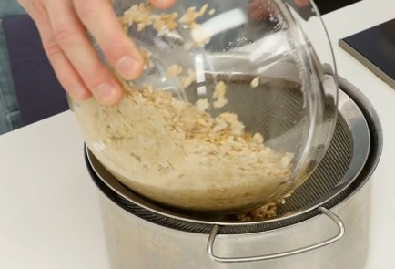 Фото шага рецепта Овсянка 126119 шаг 3  