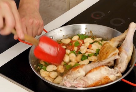 Фото шага рецепта Паэлья с кроликом 125568 шаг 6  