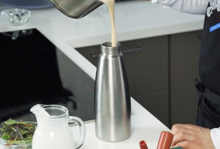 Фото шага рецепта Палтус с авокадо и сливочным терияки 136775 шаг 3  