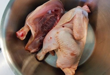 Фото шага рецепта Паназиатский куриный бульон 175639 шаг 2  