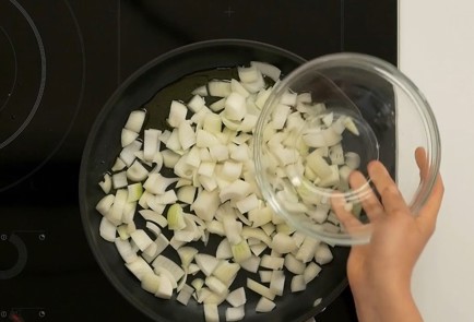 Фото шага рецепта Индийское рагу с сыром панир 137102 шаг 2  