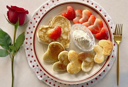 Фото шага рецепта Блинчики для любимой  рецепт ко Дню Валентина 191277 шаг 19  