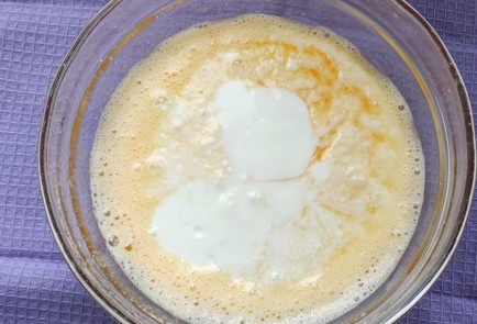 Фото шага рецепта Панкейки с клубничным соусом 174080 шаг 5  