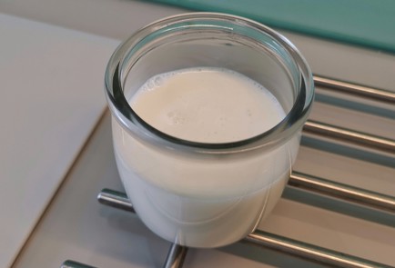 Фото шага рецепта Паннакотта с черешней 173901 шаг 9  