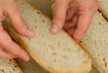 Фото шага рецепта Испанский бутерброд пантумака 93326 шаг 3  