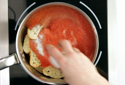 Фото шага рецепта Итальянская похлебка паппа аль помодоро 29846 шаг 6  