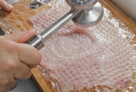 Фото шага рецепта Паровой куриный рулет с мандаринами и черносливом 31174 шаг 2  