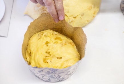 Фото шага рецепта Пасхальные куличи 138728 шаг 7  