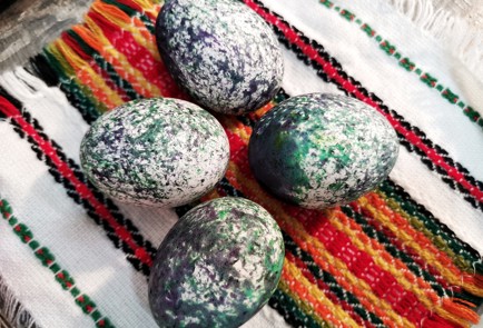 Фото шага рецепта Пасхальные яйца окрашенные в рисе 176233 шаг 11  