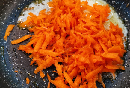 Фото шага рецепта Паштет из говяжьей печени с майораном 151942 шаг 3  