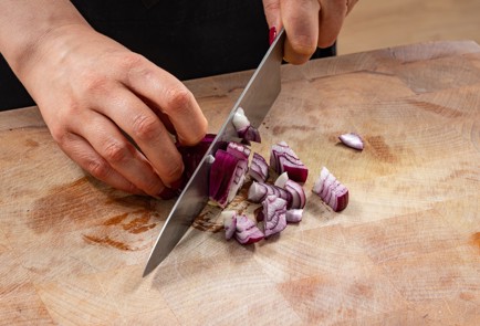 Фото шага рецепта Паштет из консервированной фасоли и тунца 176116 шаг 2  