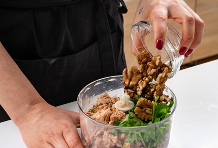 Фото шага рецепта Паштет из консервированной фасоли и тунца 176116 шаг 7  