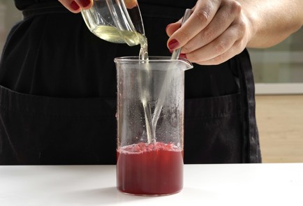 Фото шага рецепта Паштет из куриной печени с клюквенным желе 152791 шаг 14  