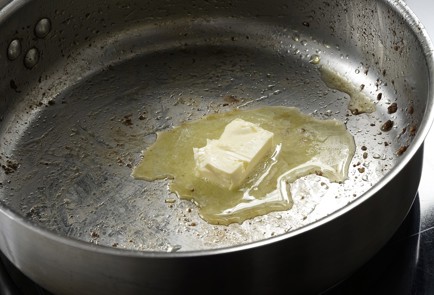 Фото шага рецепта Паштет из куриной печени с клюквенным желе 152791 шаг 7  