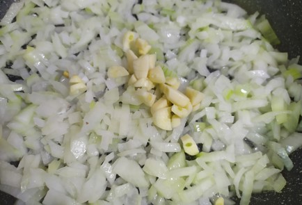 Фото шага рецепта Паштет из куриной печени 190381 шаг 2  