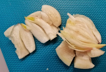 Фото шага рецепта Паштет из утиной печени 153116 шаг 2