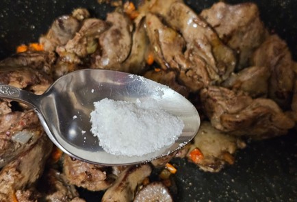 Фото шага рецепта Паштет с коньяком и брусничным соусом 174617 шаг 10  