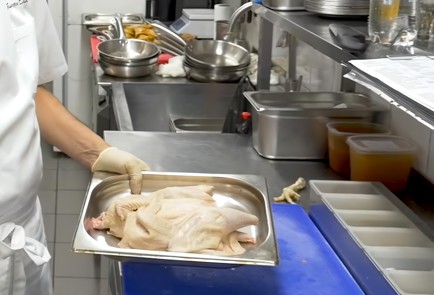 Фото шага рецепта Пассателли в курином бульоне 151431 шаг 2  