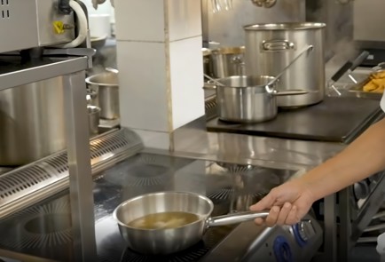 Фото шага рецепта Пассателли в курином бульоне 151431 шаг 21  