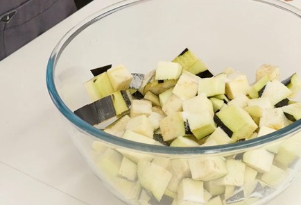 Фото шага рецепта Паста алла норма 125407 шаг 2  