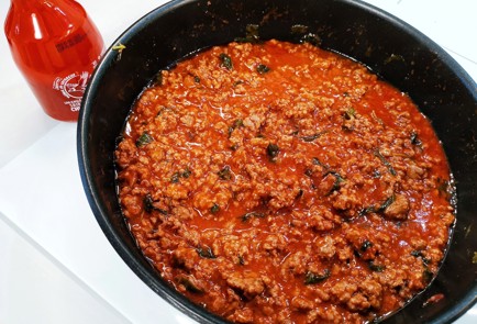 Фото шага рецепта Паста болоньезе со свежим базиликом 140454 шаг 10  