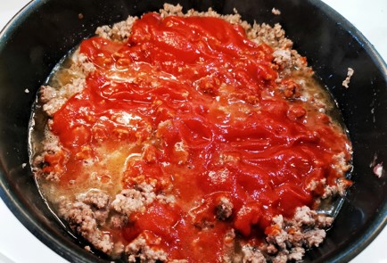 Фото шага рецепта Паста болоньезе со свежим базиликом 140454 шаг 7  