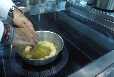 Фото шага рецепта Паста э патате 81272 шаг 3  