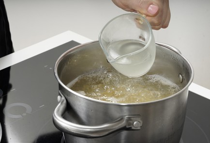 Фото шага рецепта Паста казаречче с грибами и трюфельным маслом 173379 шаг 11  