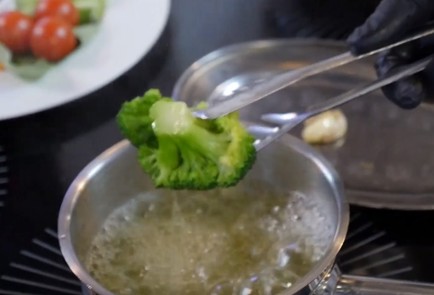 Фото шага рецепта Паста примавера 138434 шаг 2  