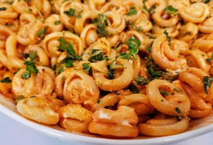 Фото шага рецепта Паста с базиликом и сыром чеддер 176011 шаг 10  