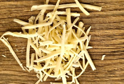 Фото шага рецепта Паста с креветками в сливочном соусе 188656 шаг 2  