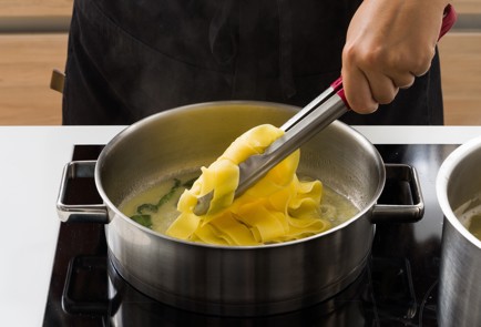 Фото шага рецепта Паста с шалфеем 152632 шаг 7  