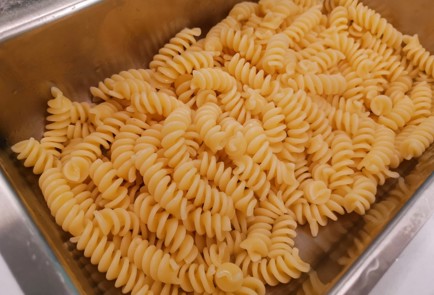 Фото шага рецепта Паста с тунцом 175603 шаг 10  