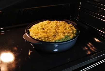 Фото шага рецепта Пастуший кетопирог со шпинатом 152911 шаг 13  