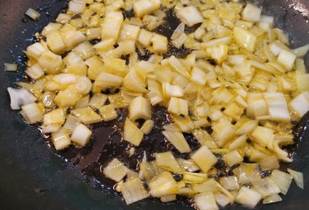 Фото шага рецепта Пастуший кетопирог со шпинатом 173571 шаг 2  