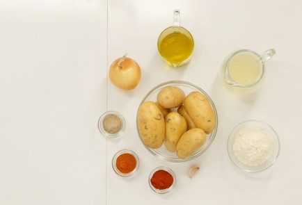 Фото шага рецепта Картофель поиспански пататасбравас 124982 шаг 1