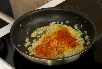 Фото шага рецепта Картофель поиспански пататасбравас 124982 шаг 4