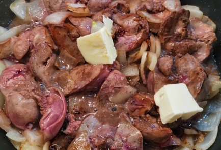 Фото шага рецепта Печень цыплят с сыром 174418 шаг 6