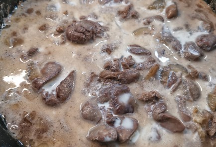 Фото шага рецепта Печень цыплят с сыром 174418 шаг 8