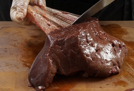 Фото шага рецепта Печень построгановски 153130 шаг 2  