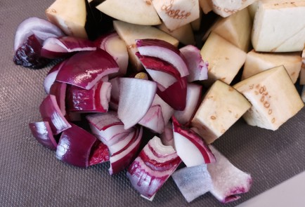 Фото шага рецепта Печень с овощами 189934 шаг 1  