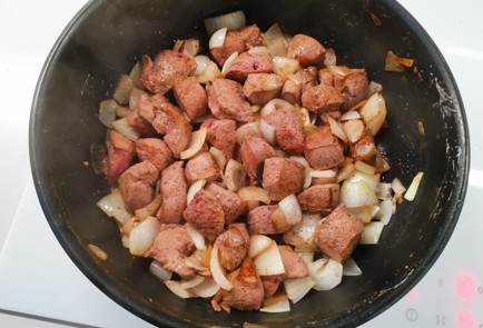 Фото шага рецепта Печень в сливочном соусе 191163 шаг 6