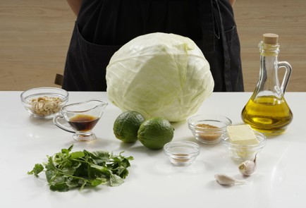 Фото шага рецепта Капуста в духовке в азиатском соусе 152901 шаг 1  