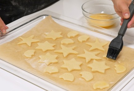 Фото шага рецепта Печенье песочное 15281 шаг 4  